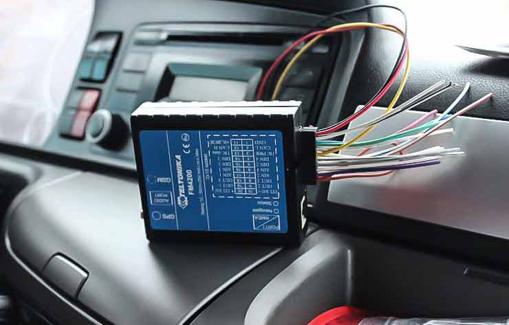 Монтаж gps трекера на автомобиль своими руками Монтаж gps трекера на автомобиль своими руками