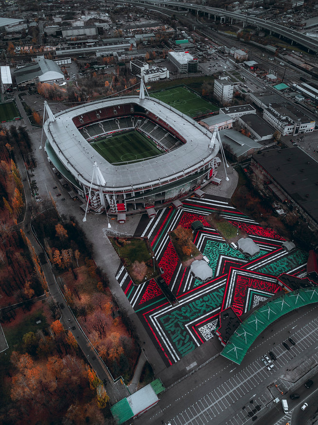 Покрас Лампас расписал площадь перед стадионом «Локомотив» в Черкизово - Афиша Daily