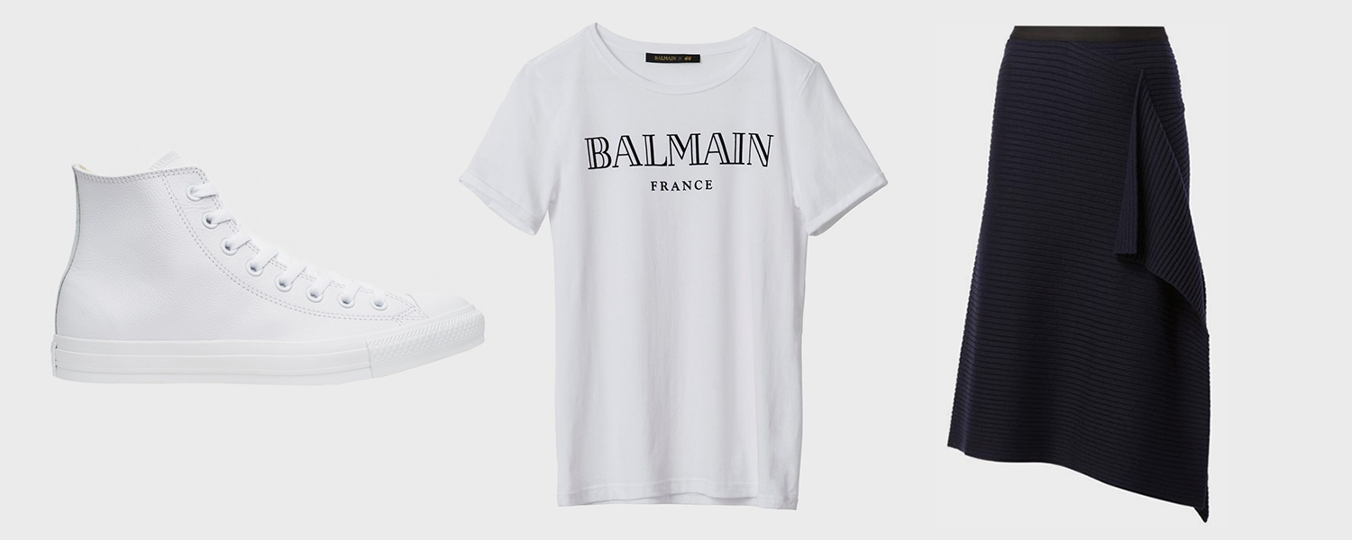 Кеды Converse, 6290 р., футболка H&M x Balmain, 6000 р. (первоначальная цена — 1999 р.), юбка Maison Margiela, £380