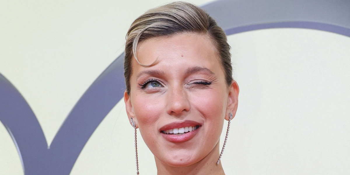 «Что ты сделал, чтобы тебя не отравили?»: Регина Тодоренко подмешала мед аллергику