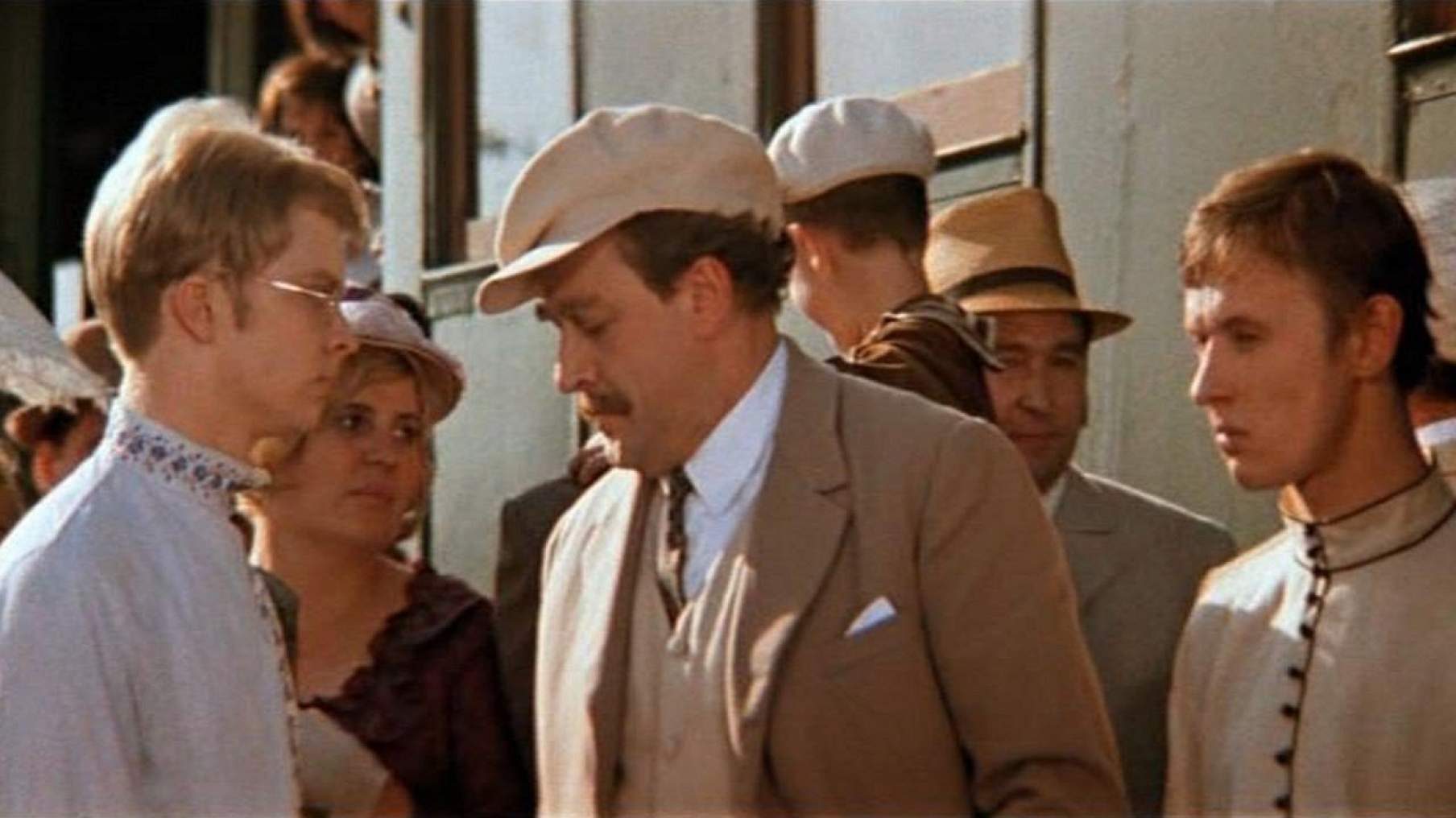 Неуловимые мстители корона. Неуловимые мстители корона российской империи. Неуловимые мстители корона. Корона российской империи неуловимые. Неуловимые мстители корона российской империи.