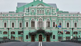 Елизавета Бам