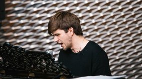 Михаил Бузин (фортепиано, Kymatic)