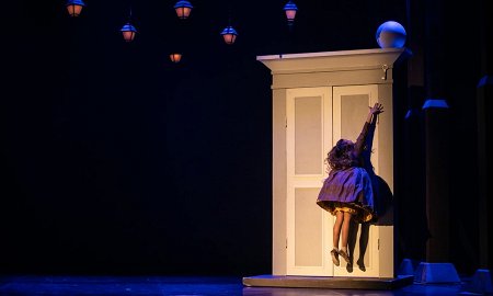 весенних театральных премьер для детей и подростков