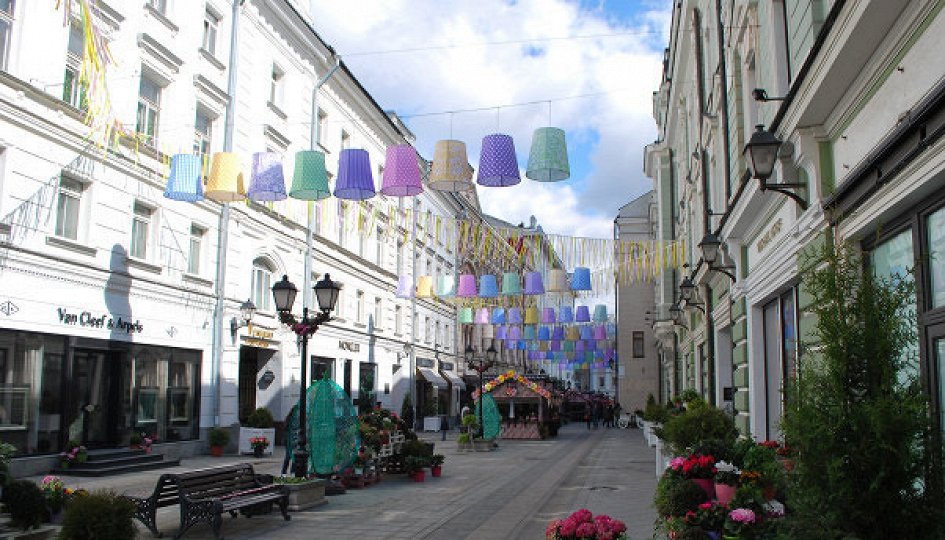 Выставки: Бэкграунд Выставки: Бэкграунд