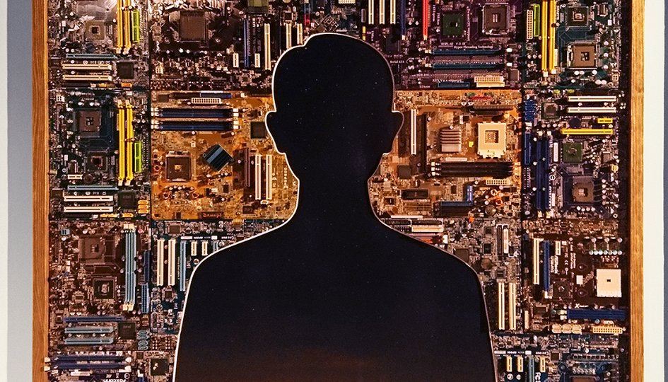 Выставки: Дамир Кривенко: Искушение технологией. От геймера до хакера, от грешника до святого Выставки: Дамир Кривенко: Искушение технологией. От геймера до хакера, от грешника до святого