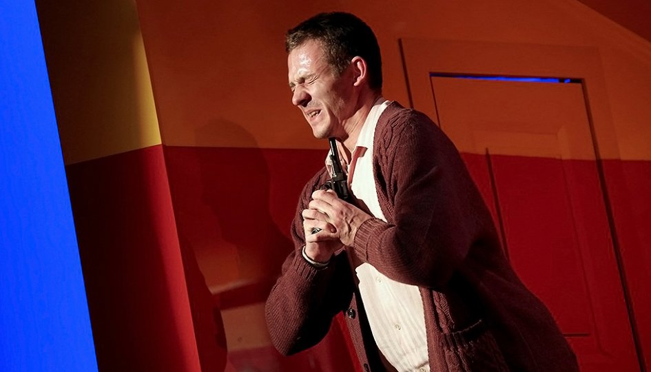 Театр: Самоубийца Театр: Самоубийца