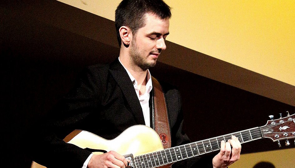 Концерт «Jazz Jam Session»: Сергей Чашкин, Екатеринбург Концерты: «Jazz Jam Session»: Сергей Чашкин, Екатеринбург