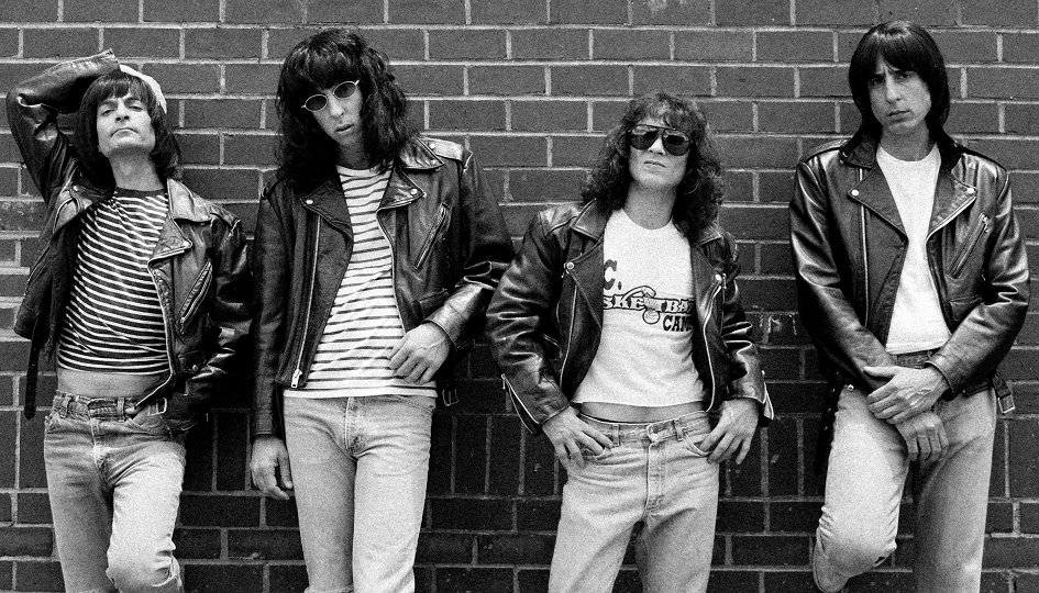Фильм «Клуб CBGB» Кино: «Клуб CBGB»