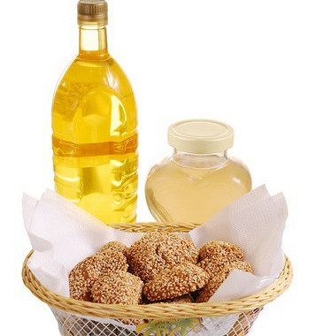 Рецепт Лепешки с медом и кунжутом в сиропе