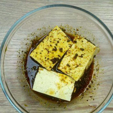 Рецепт Тофу, маринованный в чесноке, кинзе и лимонном соке