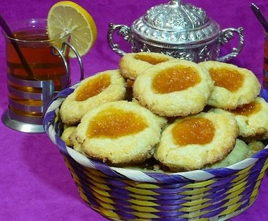 Рецепт Печенье к чаю с абрикосовым джемом