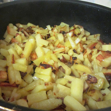 Рецепт Жаренный картофель с шампиньонами
