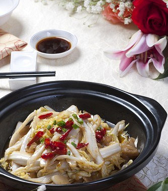 Рецепт Салат из пекинской капусты с чили и кинзой
