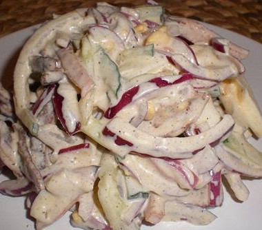 Рецепт Сытный салат с куриной грудкой, картофелем и грибами
