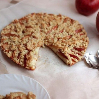 Рецепт Яблочный пирог с крошкой