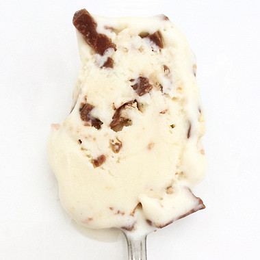 Рецепт Мороженое с солодовым молоком и конфетами KitKat