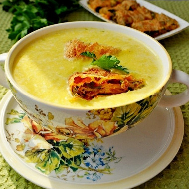 Рецепт Крем-суп из тыквы с сырными рулетами