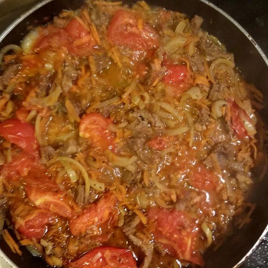 Рецепт Говядина с аджикой и помидорами