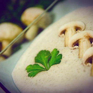 Фото рецепт Сливочный крем-суп из шампиньонов и картофеля