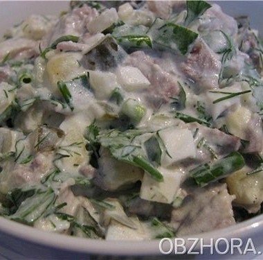 Рецепт Легкий салат из куриной грудки и сельдерея